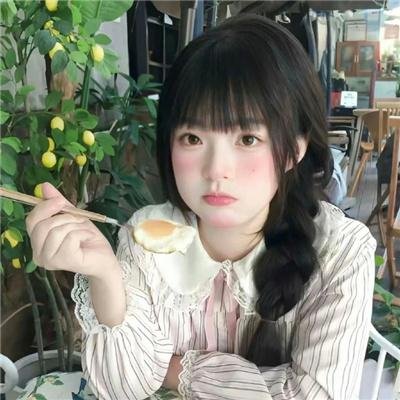 《云雾笼罩的山峰》海报