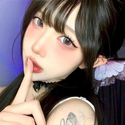 《屌丝女士第二季》海报